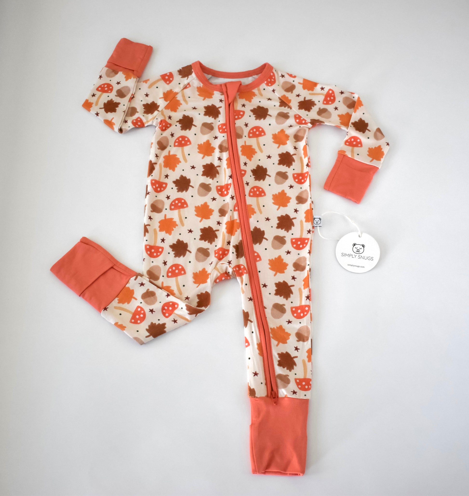Baby bamboo pajama with autumn leaf pattern 