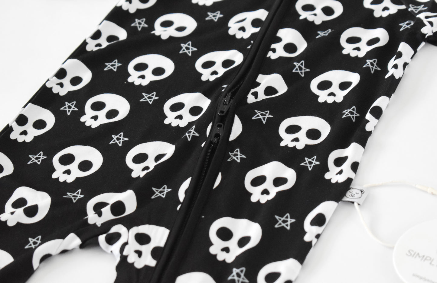 Stretchy pajama with double zipper