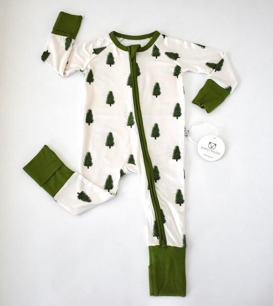 Baby pajama with a pine pattern. Perfect for winter