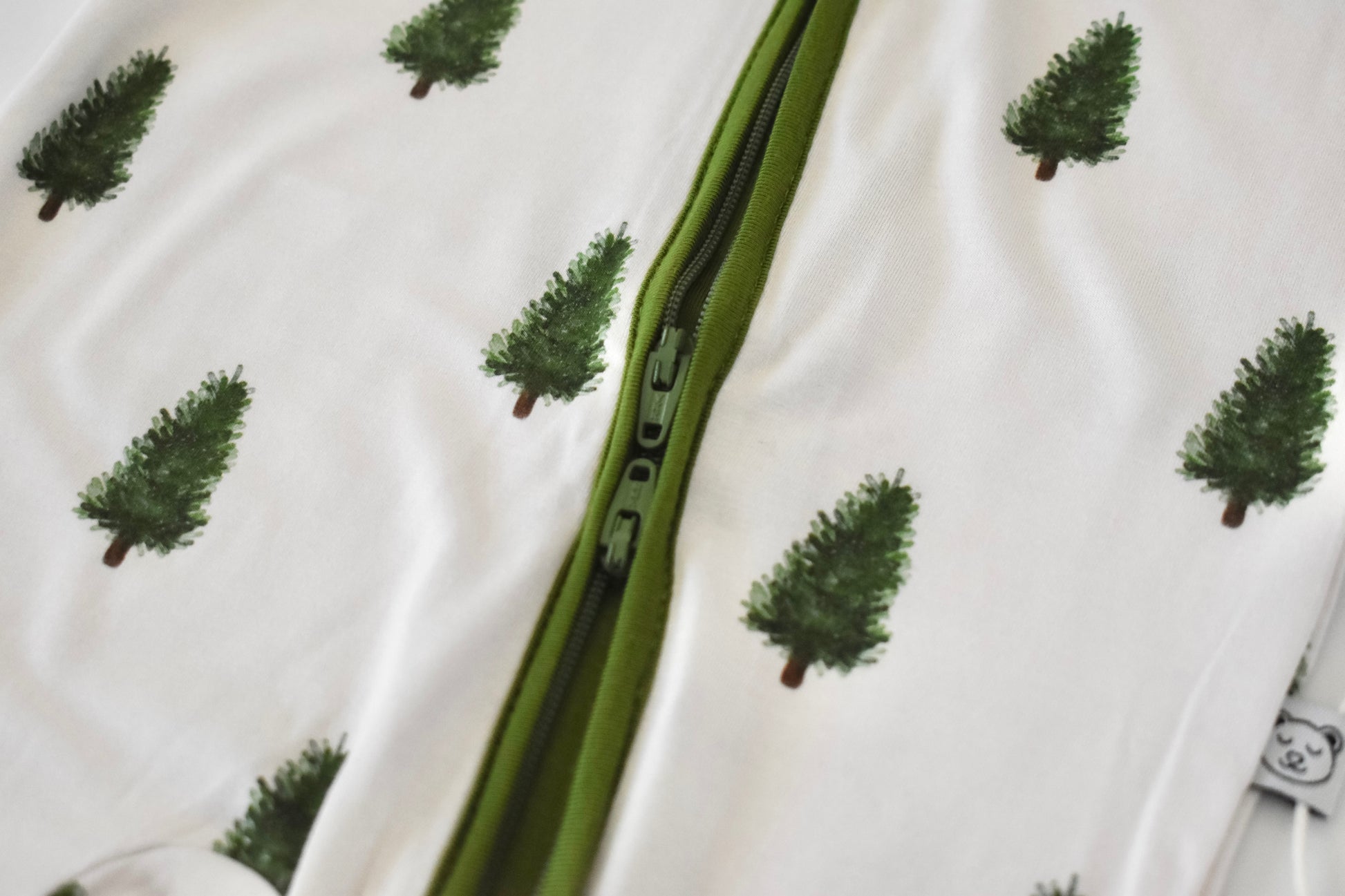 Double zipper baby pajama for sensitive skin