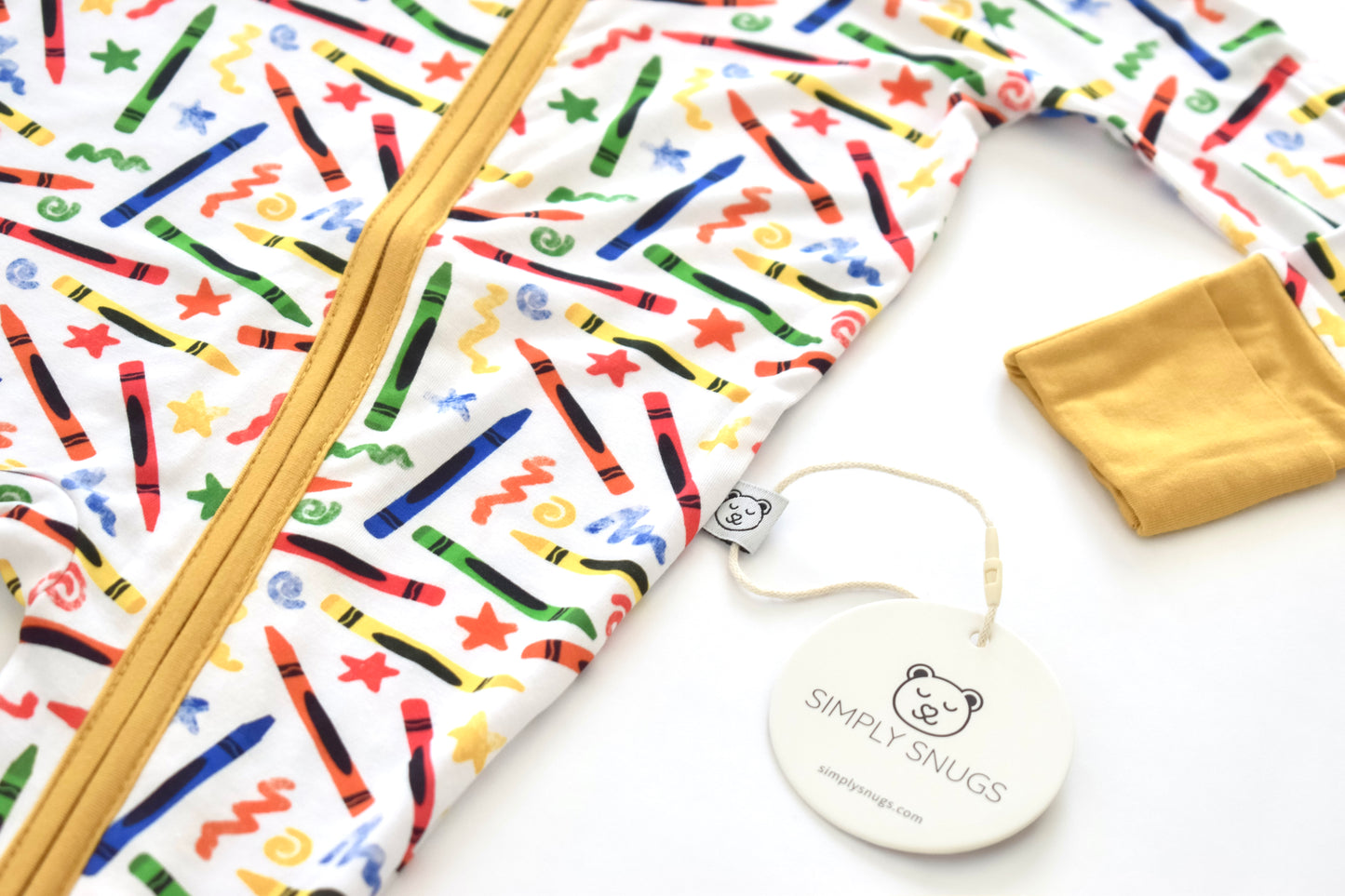 Baby pajama with crayon pattern