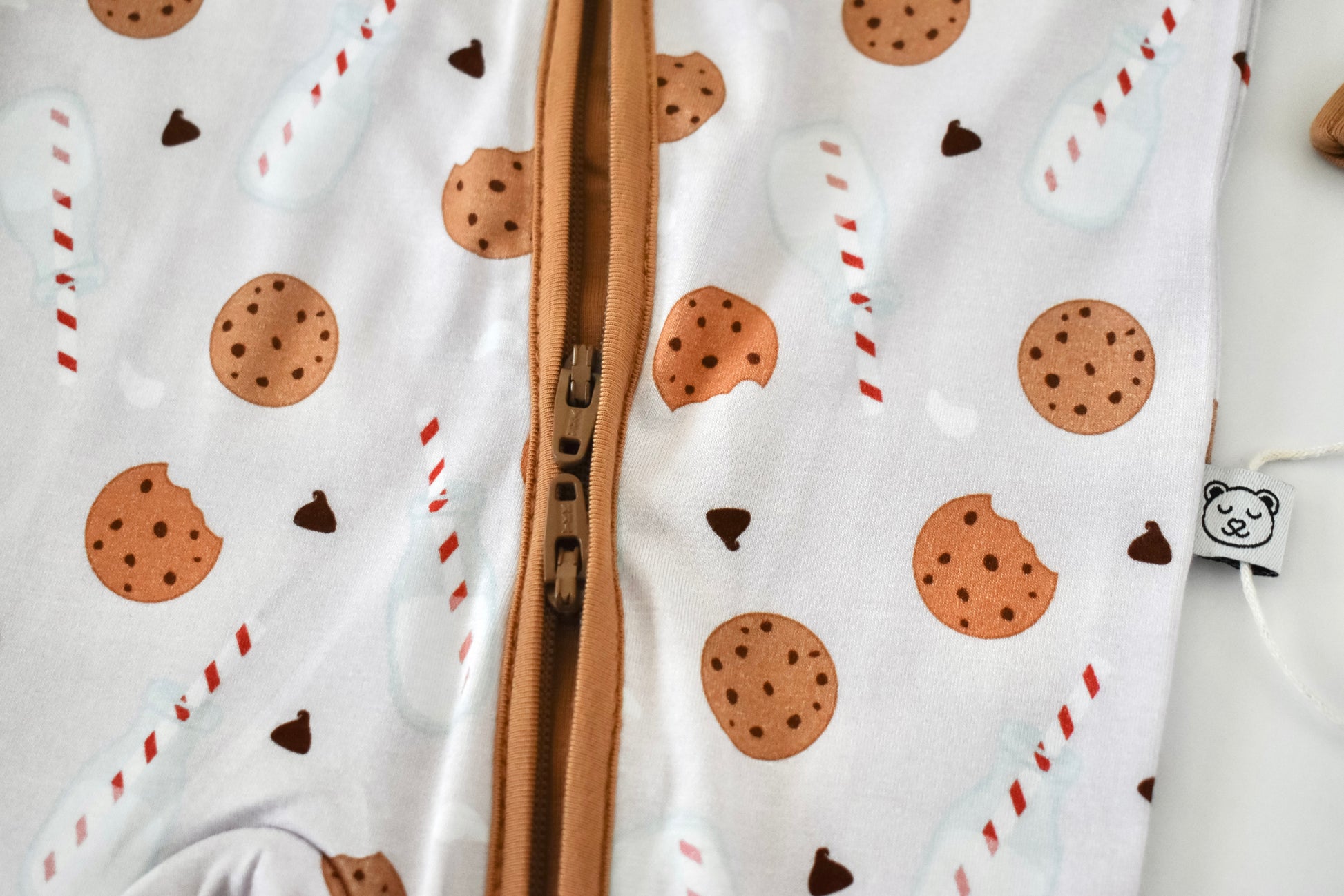 Eco friendly bamboo pajama with double zipper for easy changes